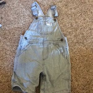 24 mo. Carter’s overalls.